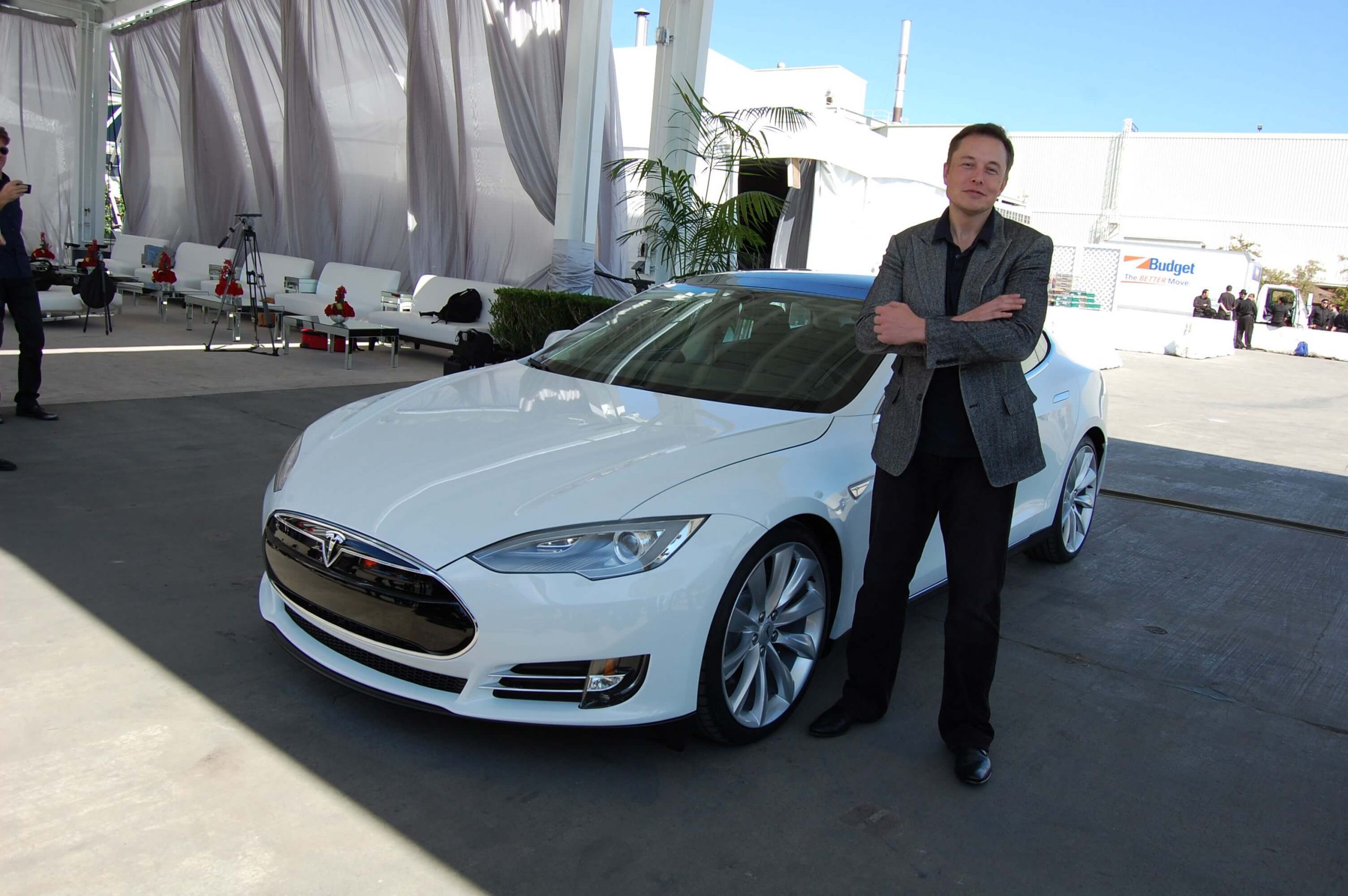 Moçambique na rota global do grafite: Tesla enfrenta ameaças à exportação
