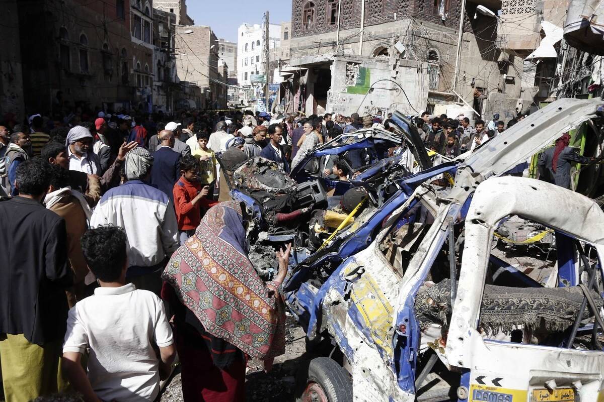 12 mortos, 30 feridos em ataques aéreos dos EUA no mercado, área residencial no Iêmen – Monitor do Oriente Médio