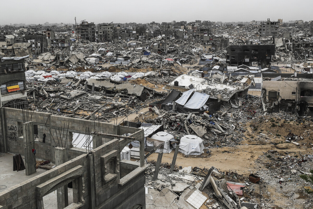 AA 20250430 37805913 37805912 PALESTINIANS STRUGGLE TO SURVIVE AMID WORSENING HUMANITARIAN CRISIS IN