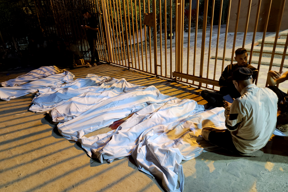 AA 20250518 37992399 37992391 ISRAELI ATTACKS ON GAZA CONTINUE 2 1