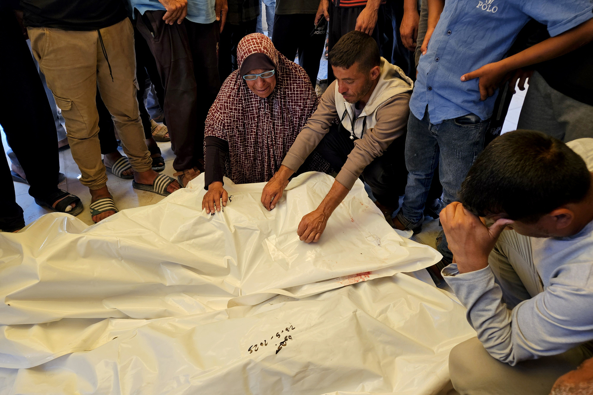 AA 20250523 38058994 38058974 ISRAELI AIRSTRIKE KILLS 14 FAMILY MEMBERS INCLUDING 8 CHILDREN IN SOUT